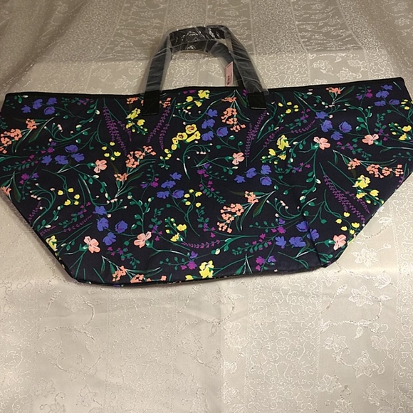 Victoria Secret Floral Canvas Weekend Bag Tote - Picture 2 of 3